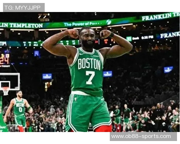 新的受害者曝光杰伦布朗发际线粉再引热议霍兰肩膀黑色伤痕引关注 新的受害者曝光杰伦布朗发际线粉再引热议霍兰肩膀黑色伤痕引关注