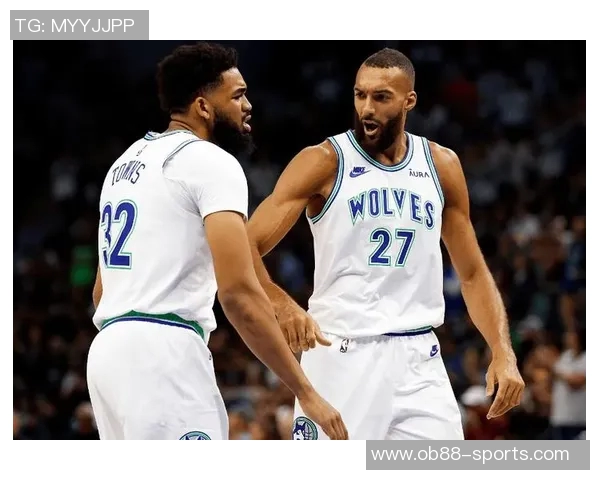 狼队四大主力戈贝尔里德迪文麦丹首节齐上阵后再无出场机会 狼队四大主力戈贝尔里德迪文麦丹首节齐上阵后再无出场机会