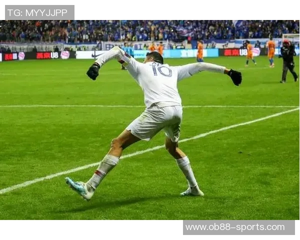 埃尔纳内斯赞拉齐奥勇气十足国米状态佳时无敌于世