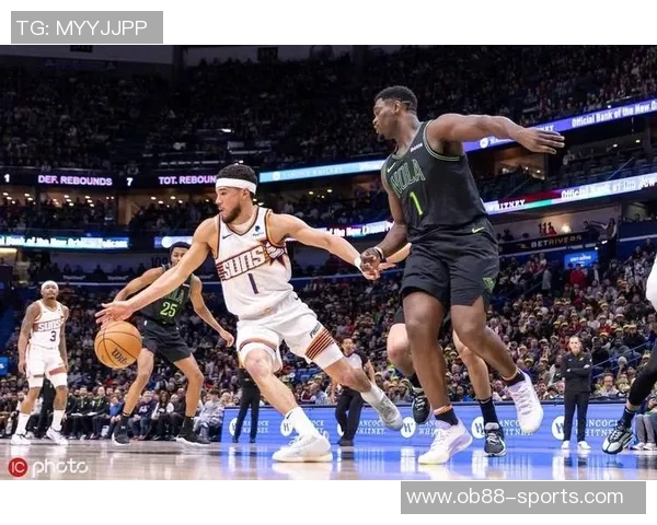 布克主导太阳新篇章KD从收敛到放开重塑球队风格