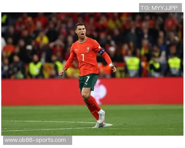 C罗40岁后依然状态火热本赛季已打入30球展现顶级实力